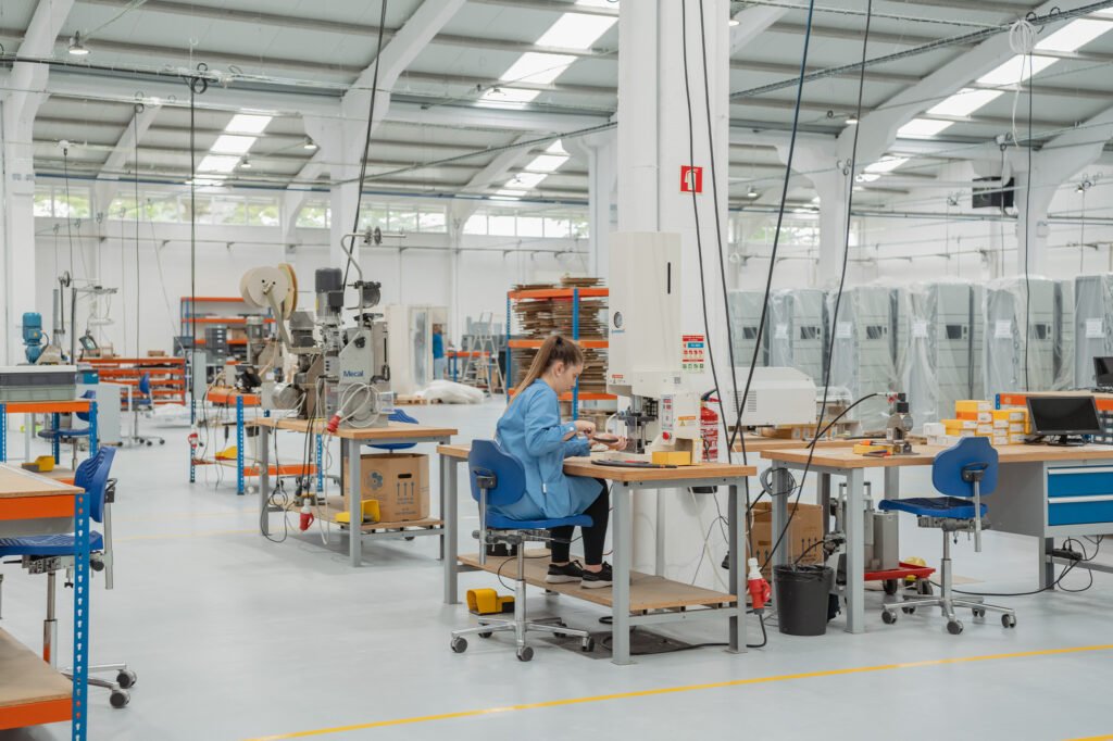 Serviços - Produção de cablagens eléctricas